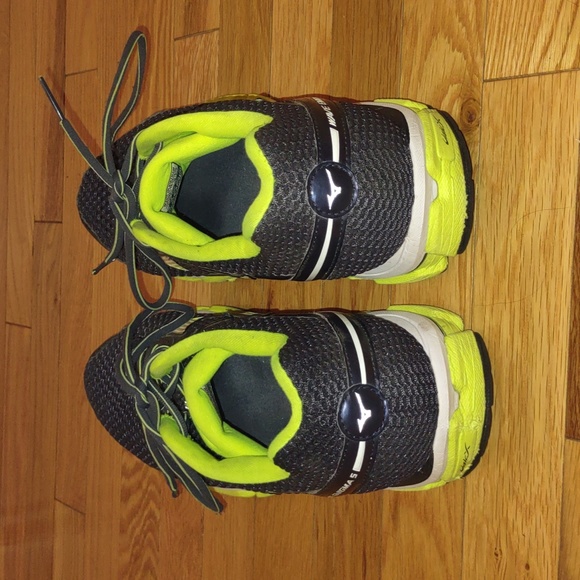 Mizuno Wave Enigma 5 Men's Running Shoe Size US 13 - Picture 4 of 8